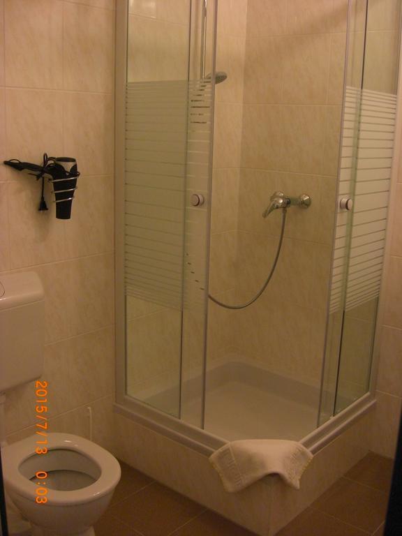 Gasthof Wimmer Eisenstadt Chambre photo
